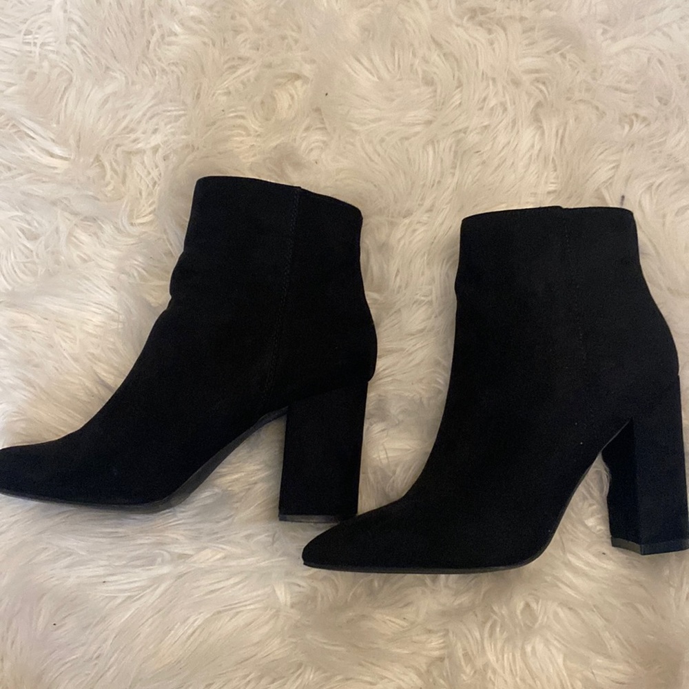 JustFab Black Suede Round Toe Booties